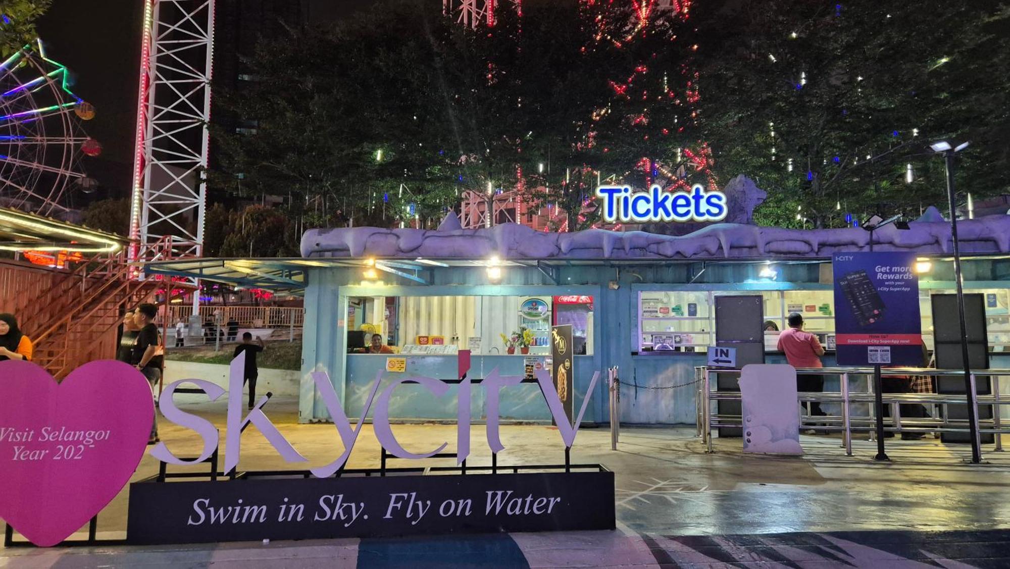 I-City Free Wifi 55Inch Smarttv Car Park Fit 5Pax Σαχ Αλάμ Εξωτερικό φωτογραφία